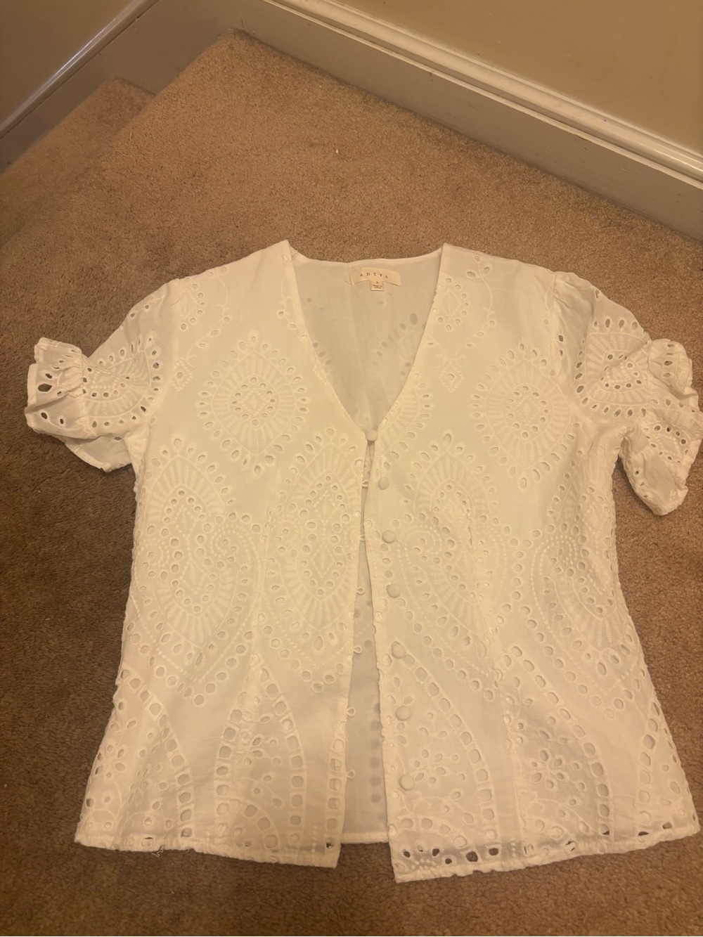 Adiva White Eyelet Button-Front Blouse with Puff Sleeves